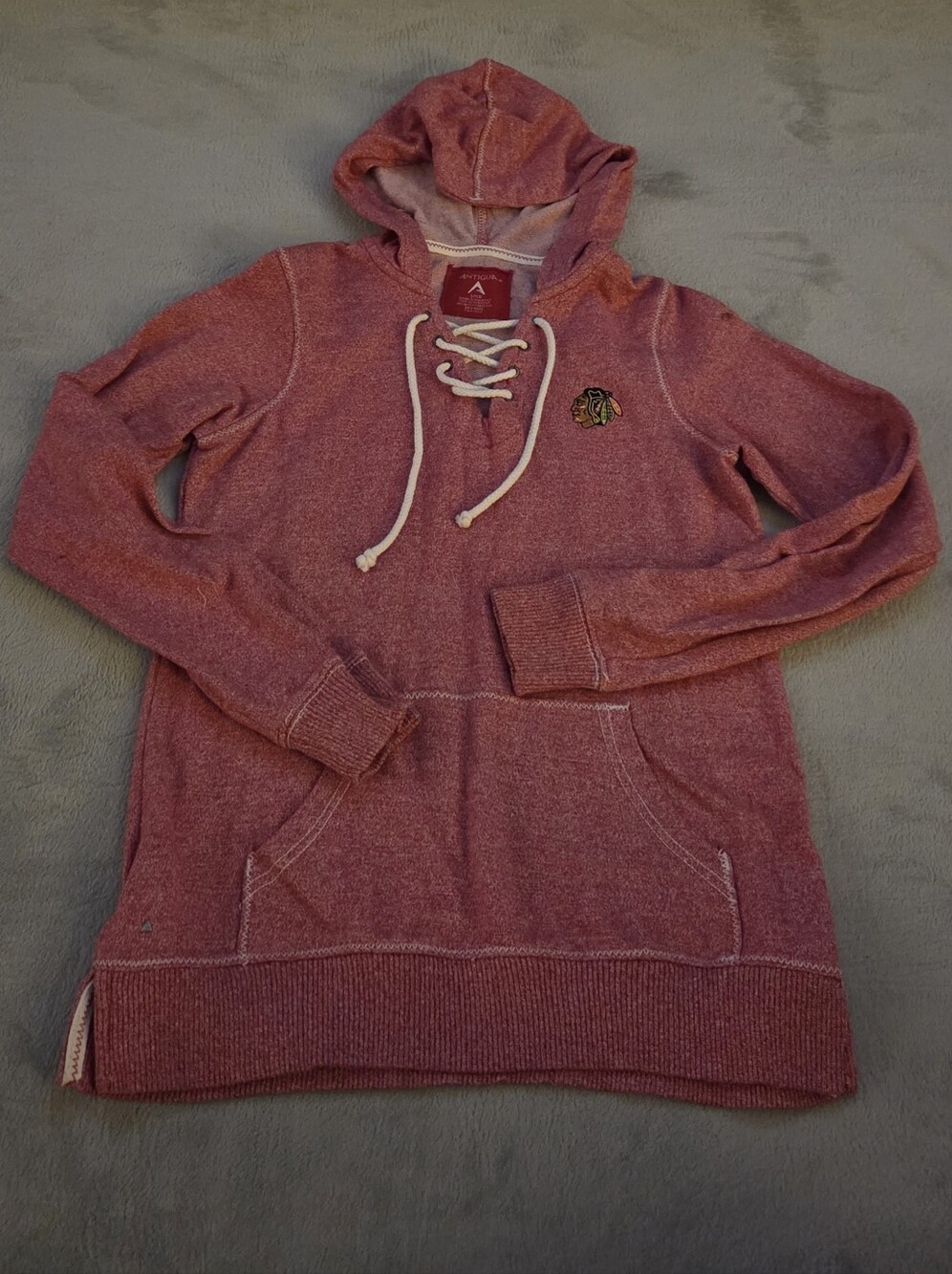 Antigua NHL Chicago Blackhawks Women's Lace-Up Cowl Hoodie Sweater - EUC Size S